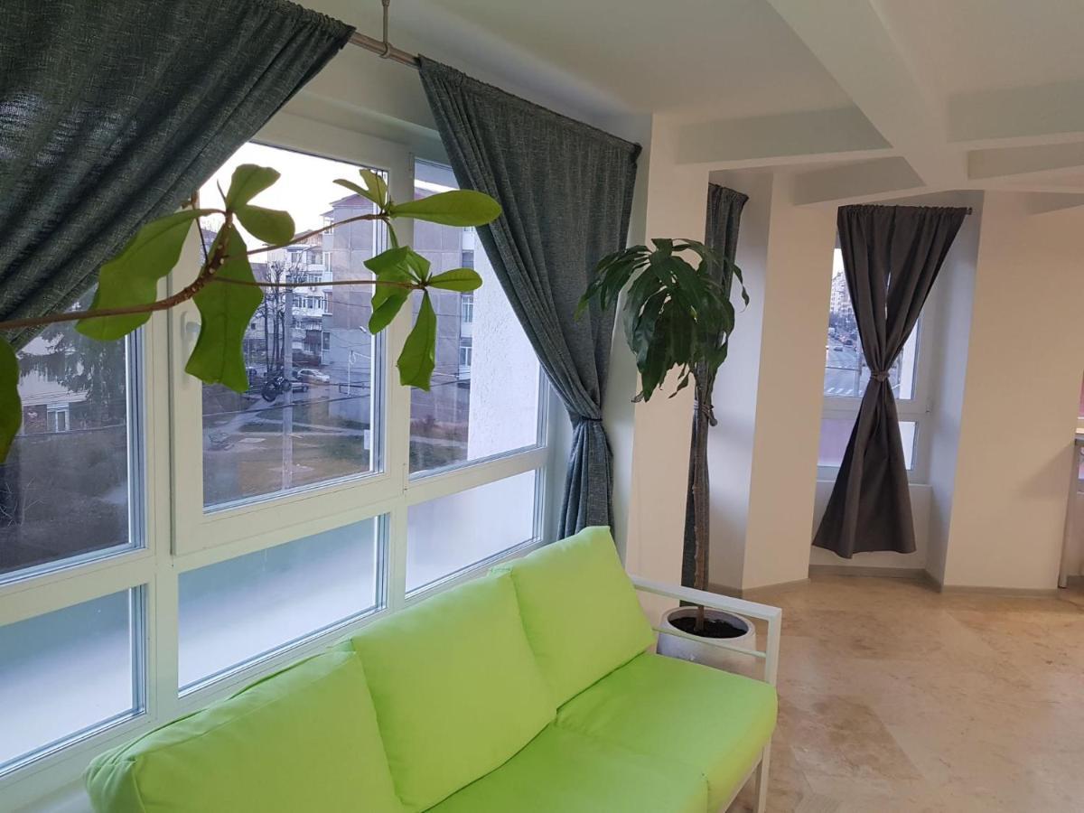 Rengo Residence 特尔戈维什泰 外观 照片